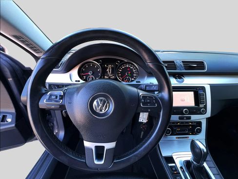 Used 2012 Volkswagen CC Lux Limited FWD image 27