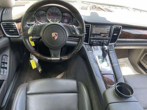 Used 2015 Porsche Panamera 4 AWD/4WD image 9