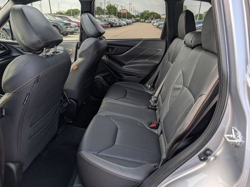 Used 2025 Subaru Forester Wilderness w/ Convenience Package AWD/4WD image 28