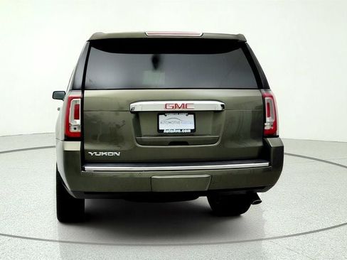 Used 2018 GMC Yukon Denali w/ Open Road Package AWD/4WD image 6