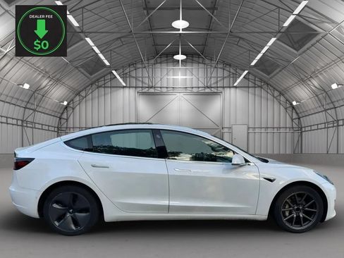 Used 2020 Tesla Model 3 Standard Range RWD image 6