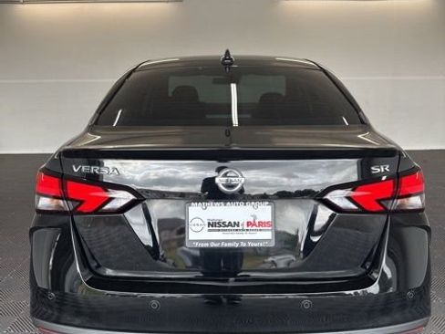 Certified 2022 Nissan Versa SR FWD image 20