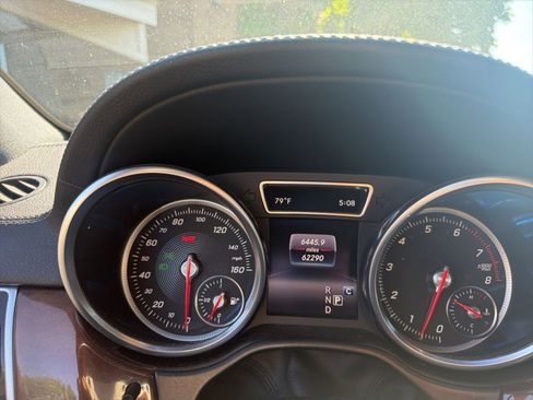 Used 2018 Mercedes-Benz GLS 450 4MATIC image 19