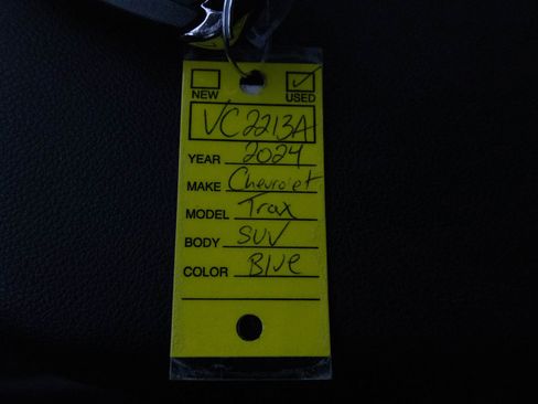 Used 2024 Chevrolet Trax LT w/ Driver Confidence Package image 26