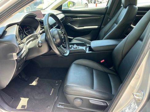 Used 2020 MAZDA MAZDA3 AWD Sedan w/ Select Package image 9