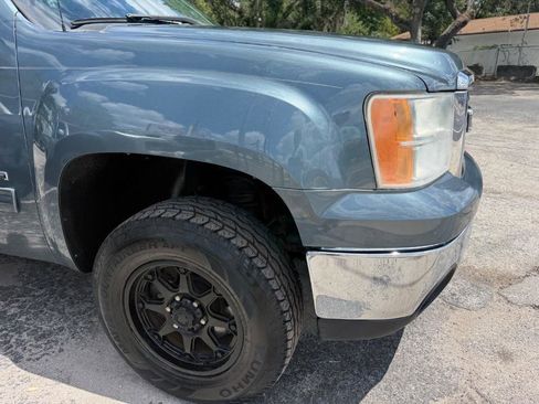 Used 2011 GMC Sierra 1500 SLE w/ Power Tech Package AWD/4WD image 14