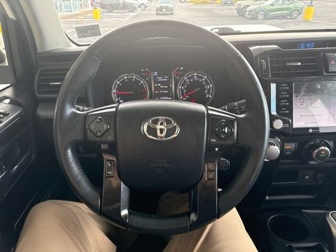 Used 2021 Toyota 4Runner TRD Off-Road Premium AWD/4WD image 16