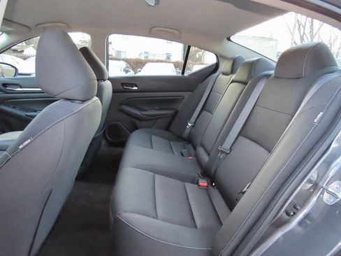 Used 2022 Nissan Altima 2.5 SV image 13