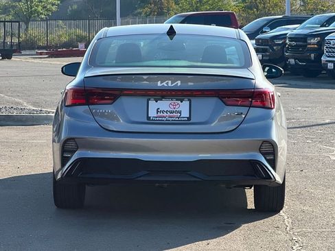 Used 2022 Kia Forte GT-Line w/ GT-Line Technology Package image 6