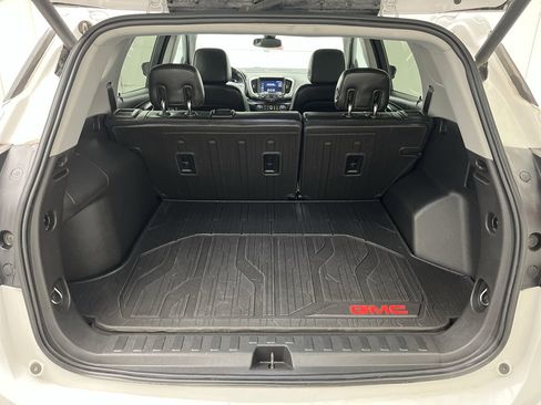 Used 2020 GMC Terrain SLT w/ Preferred Package image 29