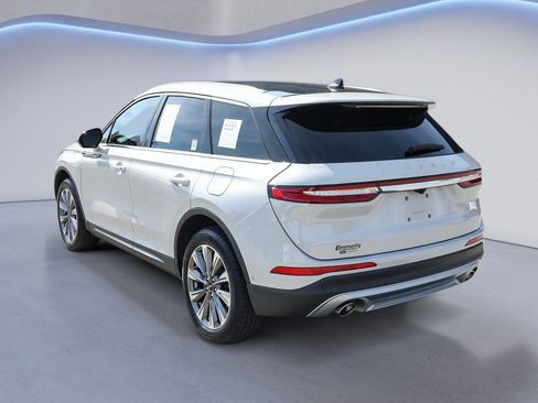 Certified 2022 Lincoln Corsair Reserve w/ Equipment Group 201A image 5