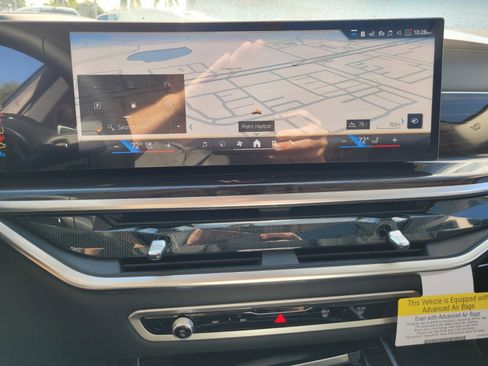 Used 2026 BMW X7 xDrive40i image 22