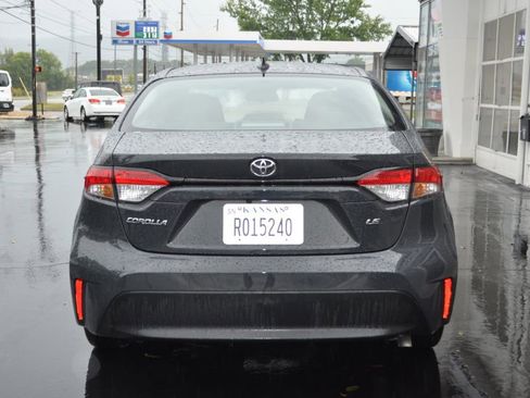 Used 2025 Toyota Corolla LE image 17