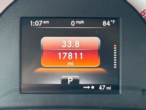 Used 2019 smart fortwo electric drive RWD image 16