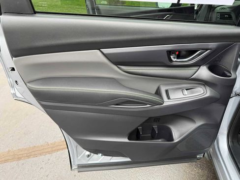 Used 2025 Subaru Ascent Onyx Edition image 16