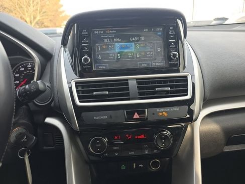 Used 2020 Mitsubishi Eclipse Cross ES image 27