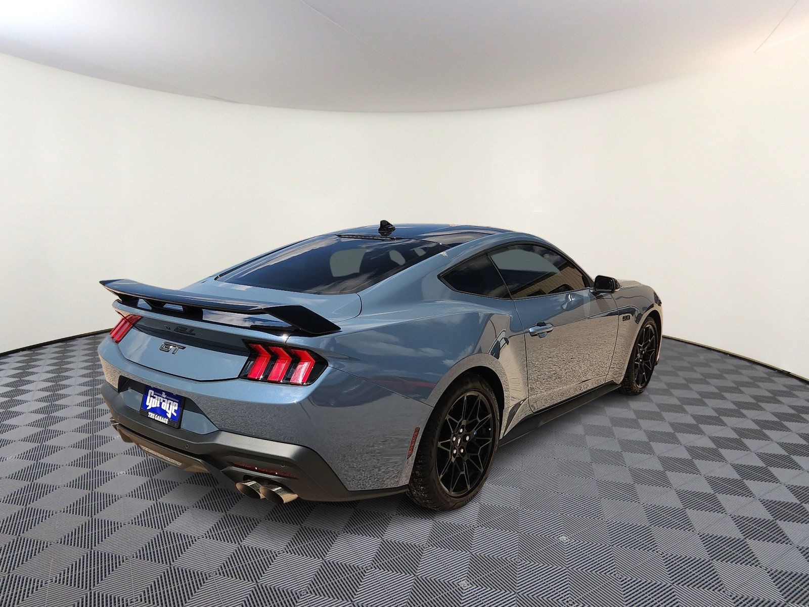 Used 2024 Ford Mustang GT Premium w/ GT Performance Package RWD image 4