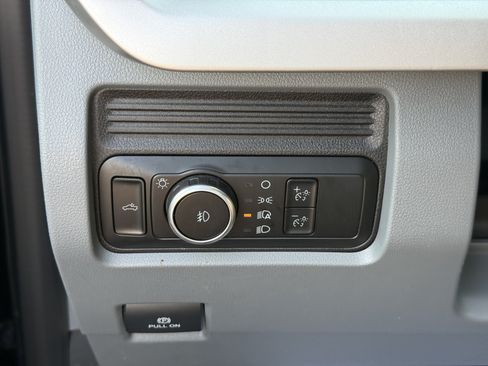 Used 2025 Ford F350 XLT AWD/4WD image 34