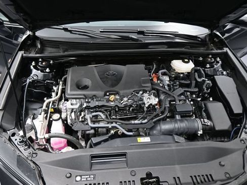 Used 2025 Toyota Camry LE FWD image 12