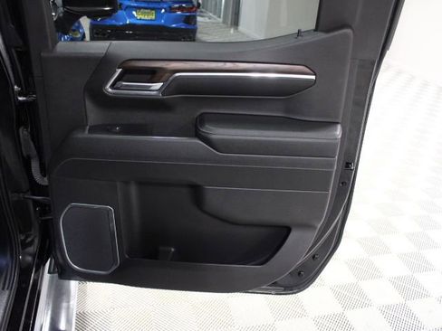 Used 2024 GMC Sierra 1500 SLT w/ SLT Premium Package image 31