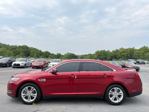 Used 2014 Ford Taurus SEL w/ Equipment Group 201A FWD image 1
