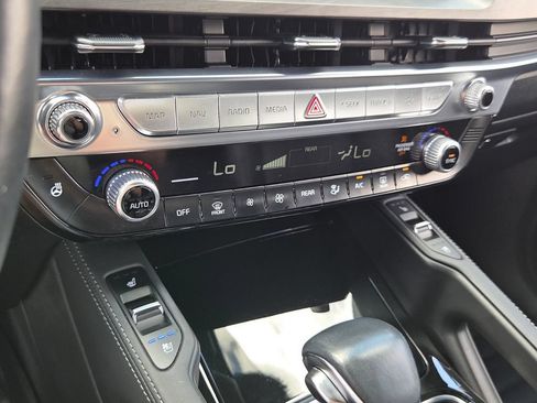 Used 2024 Kia Telluride SX X-Pro AWD/4WD image 23