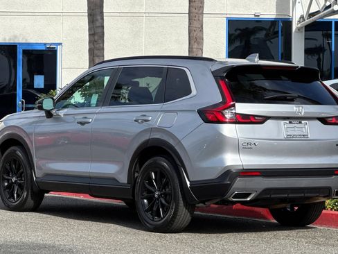 Used 2023 Honda CR-V Sport image 3