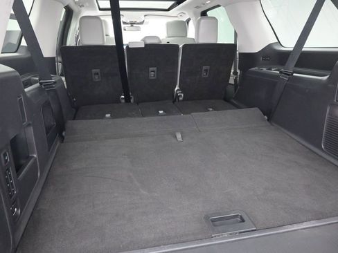 Used 2025 Ford Expedition Max Active RWD image 10