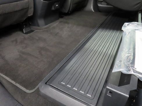 Used 2025 Ford F250 Platinum image 72