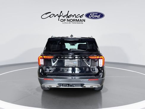 New 2026 Ford Explorer Active w/ Active Comfort Package AWD/4WD image 7