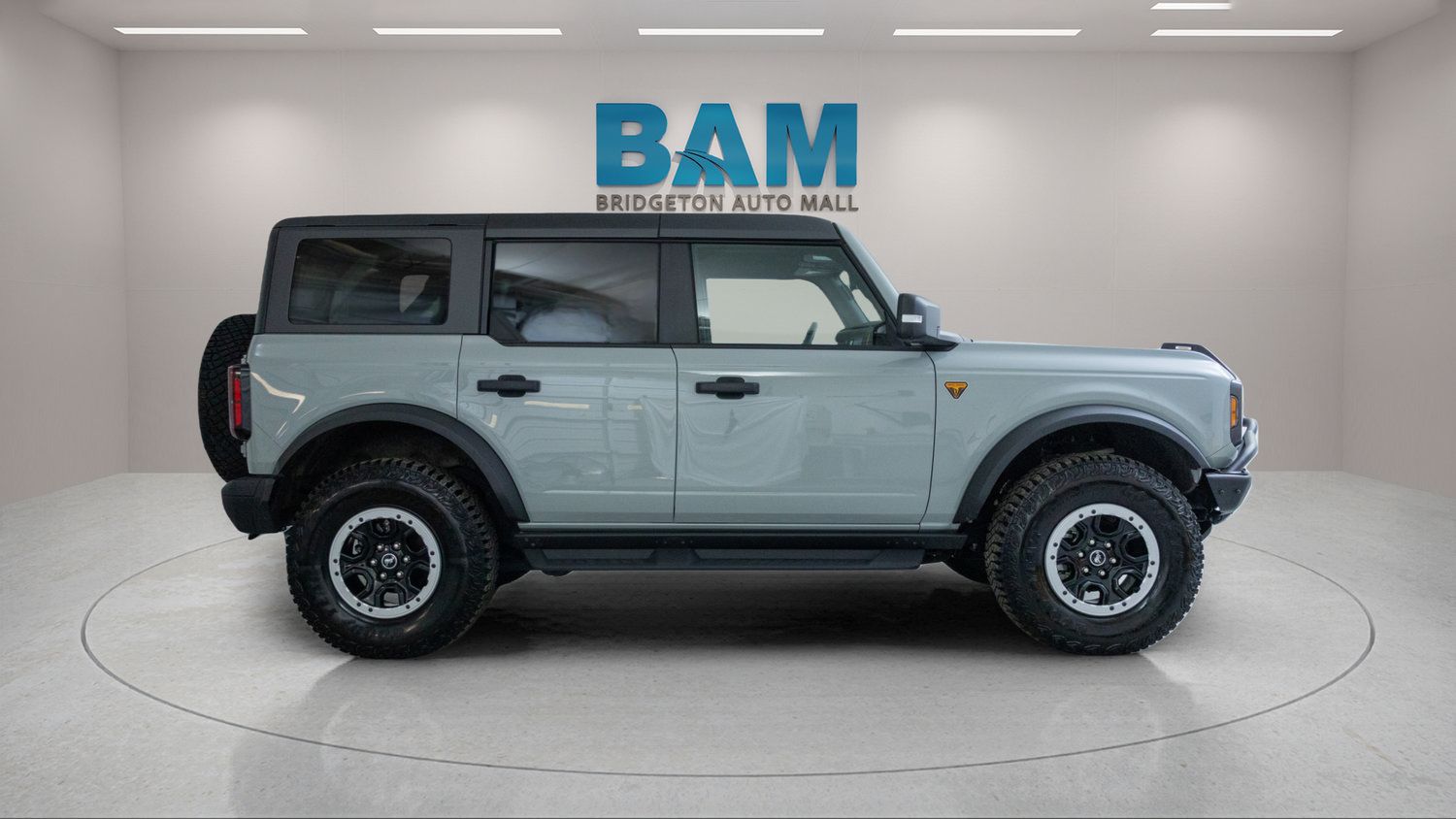 Used 2024 Ford Bronco Badlands AWD/4WD image 8