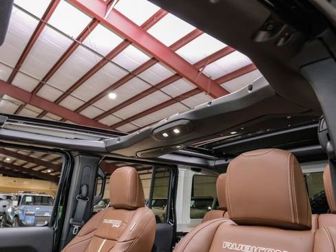 Used 2024 Jeep Wrangler Unlimited Rubicon 392 image 2