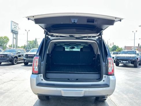 Used 2018 GMC Yukon SLT w/ Open Road Package AWD/4WD image 10