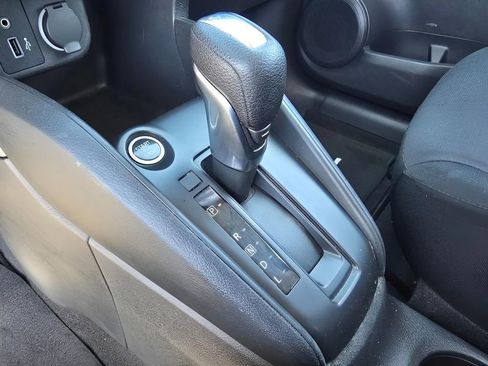 Used 2023 Nissan Kicks S FWD image 10