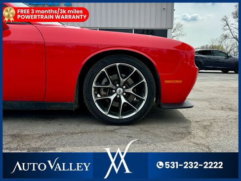 Used 2022 Dodge Challenger GT image 9