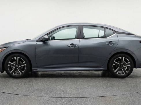 Used 2025 Nissan Sentra SV FWD image 5