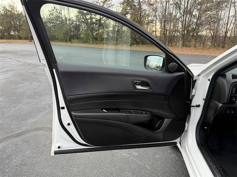 Used 2021 Acura ILX image 17