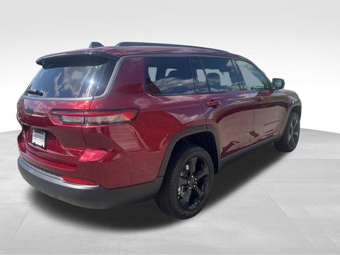 New 2026 Jeep Grand Cherokee L Limited w/ Limited Altitude Package AWD/4WD image 5