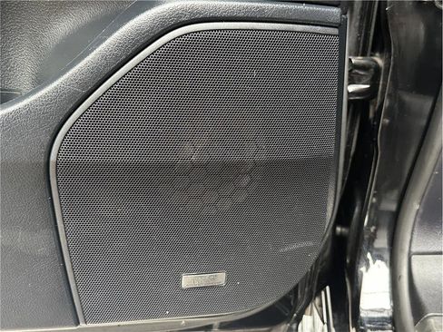 Used 2017 Lexus LX 570 4WD image 35