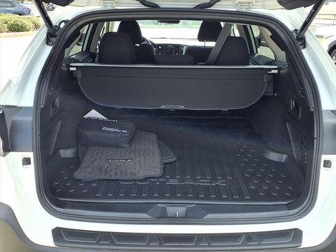 Used 2025 Subaru Outback Premium w/ Popular Package #1A image 25