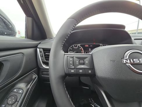 New 2026 Nissan Rogue SV FWD image 11