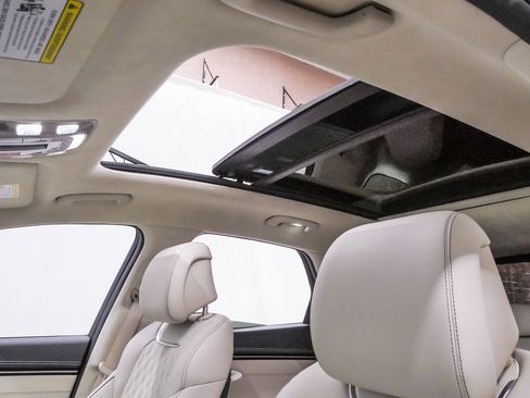 Certified 2025 Genesis GV70 3.5T Sport w/ Sport Advanced Package image 10