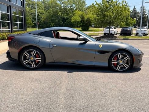 Used 2020 Ferrari Portofino RWD image 16