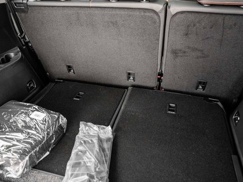 New 2026 Volkswagen Atlas Peak Edition image 41