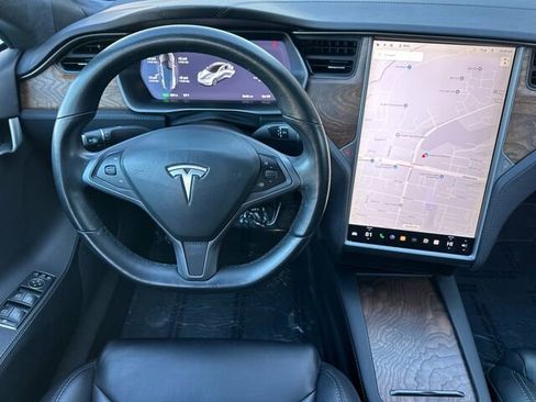 Used 2018 Tesla Model S 100D image 17