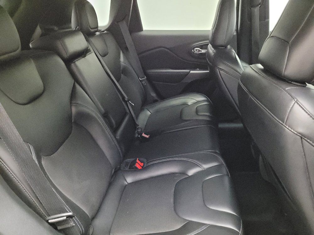 Used 2020 Jeep Cherokee Latitude Plus FWD image 21