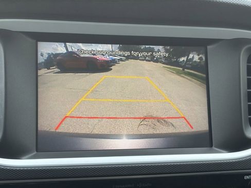 Used 2018 Hyundai Ioniq Blue FWD image 21