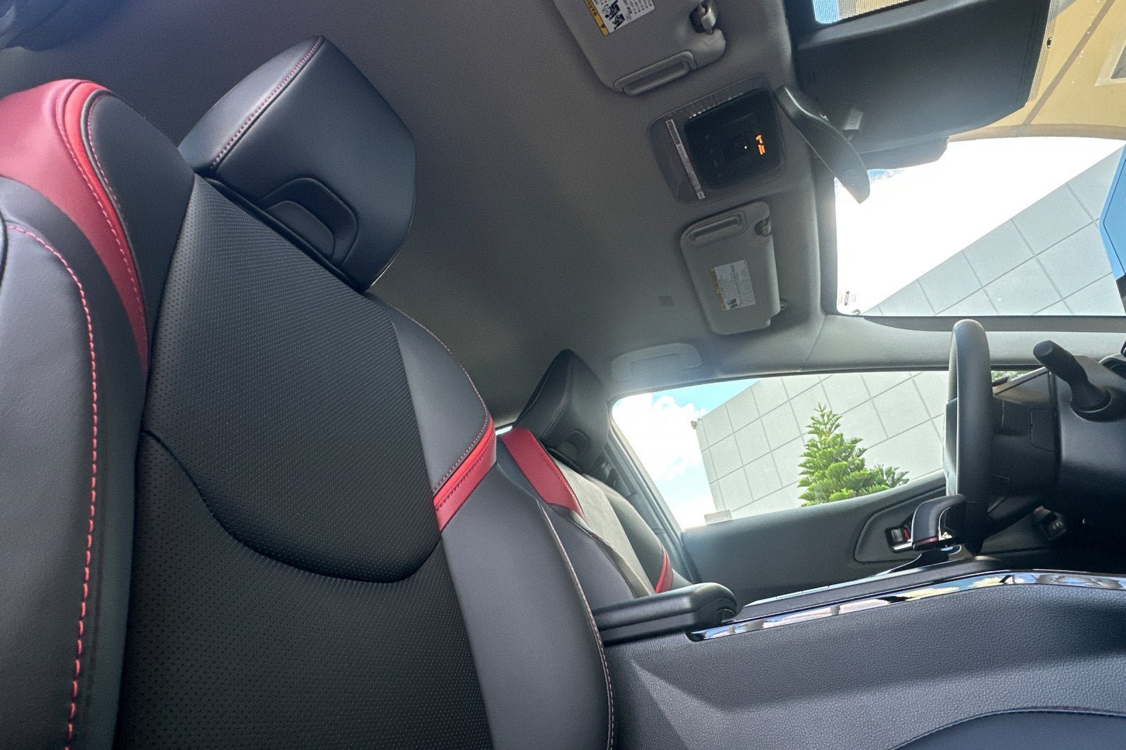 New 2027 Toyota Prius Plug-In Hybrid FWD image 19