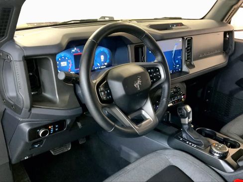Used 2025 Ford Bronco Big Bend AWD/4WD image 17