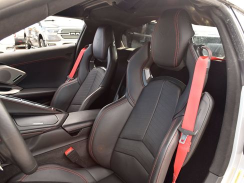 Used 2020 Chevrolet Corvette Stingray Premium Cpe w/ 3LT Preferred Equipment Group RWD image 15